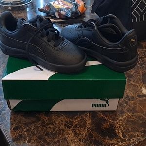 Puma Shose